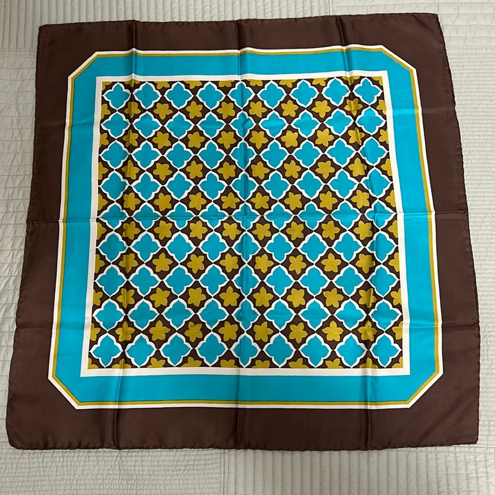 Joseph Magnin Silk Scarf 26.5 x 26.75